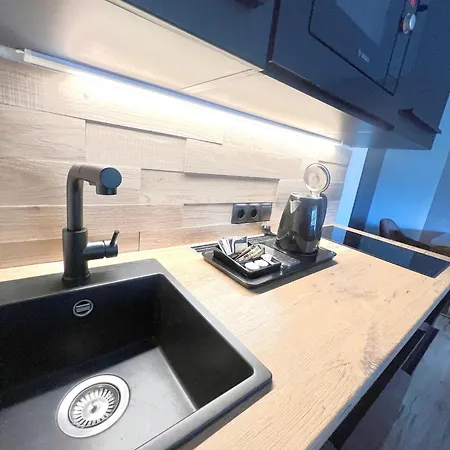 Goldhirsch Apart Otel 4*