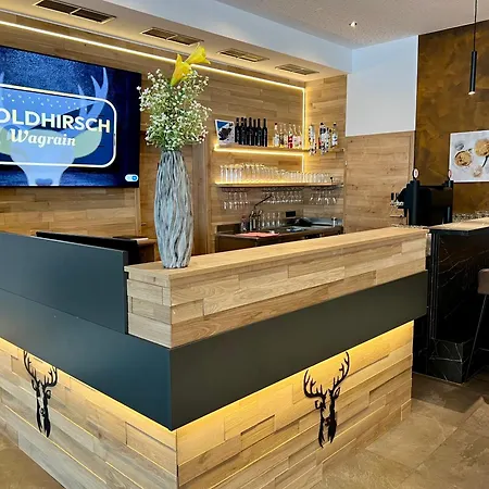 Apartahotel Goldhirsch 4*