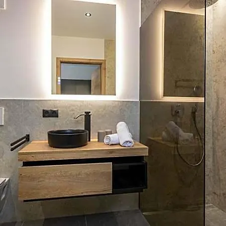 Goldhirsch Apart Otel Wagrain