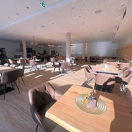 Goldhirsch Apart Otel Wagrain