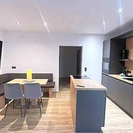 Apart Otel Goldhirsch 4*