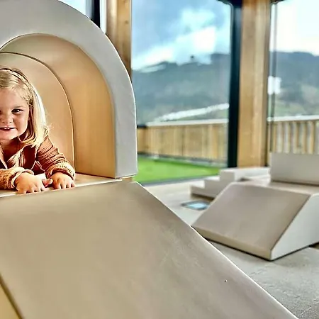 Apart Otel Goldhirsch Wagrain