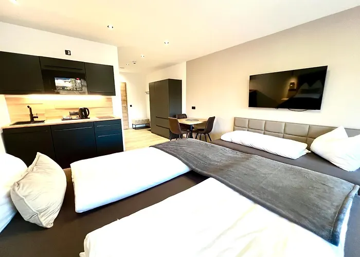 Lejlighedshotel Goldhirsch 4*